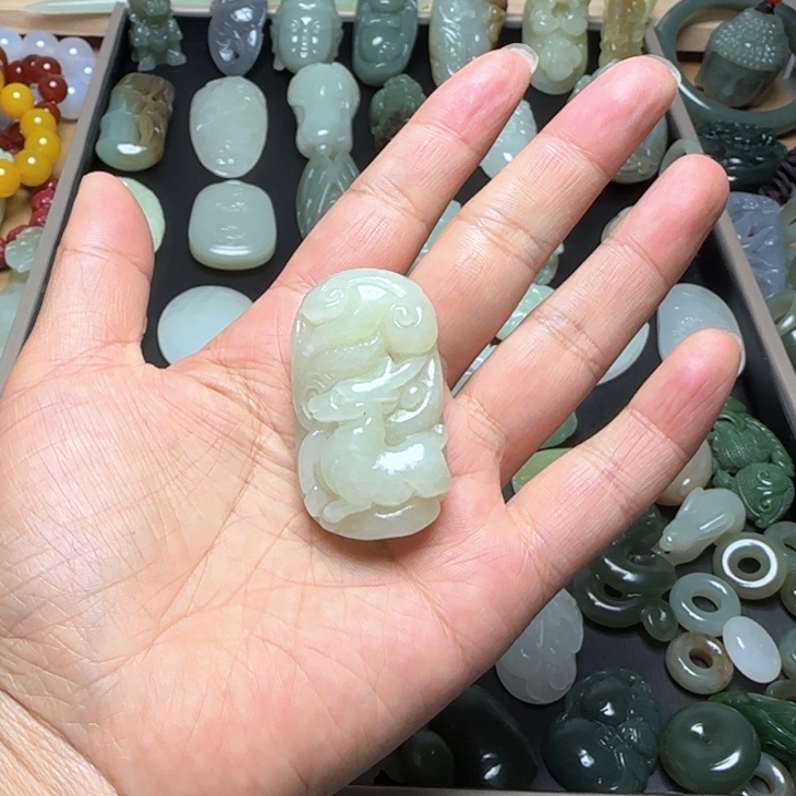 和田玉挂件未镶嵌