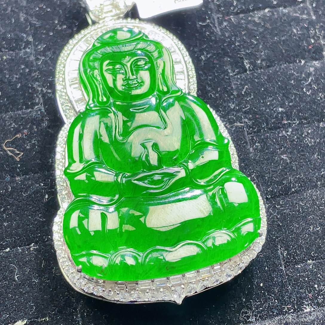 翡翠颈饰未镶嵌66，