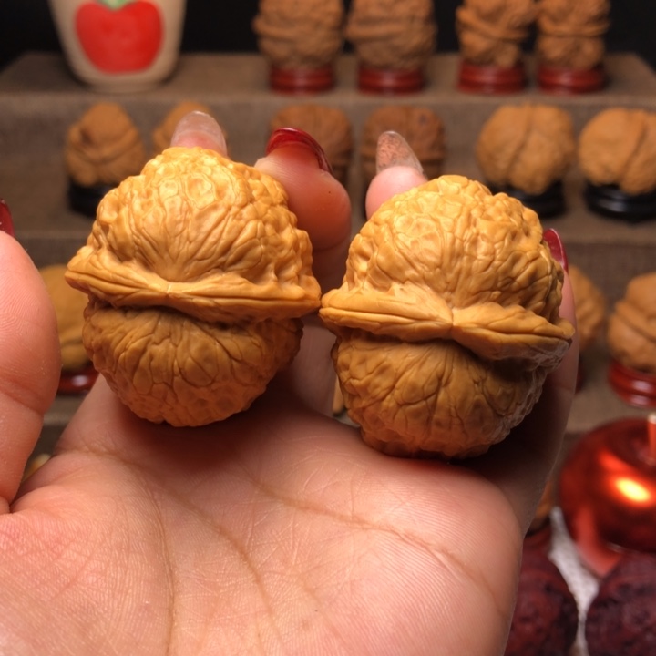 文玩核桃把件19九五玄铁