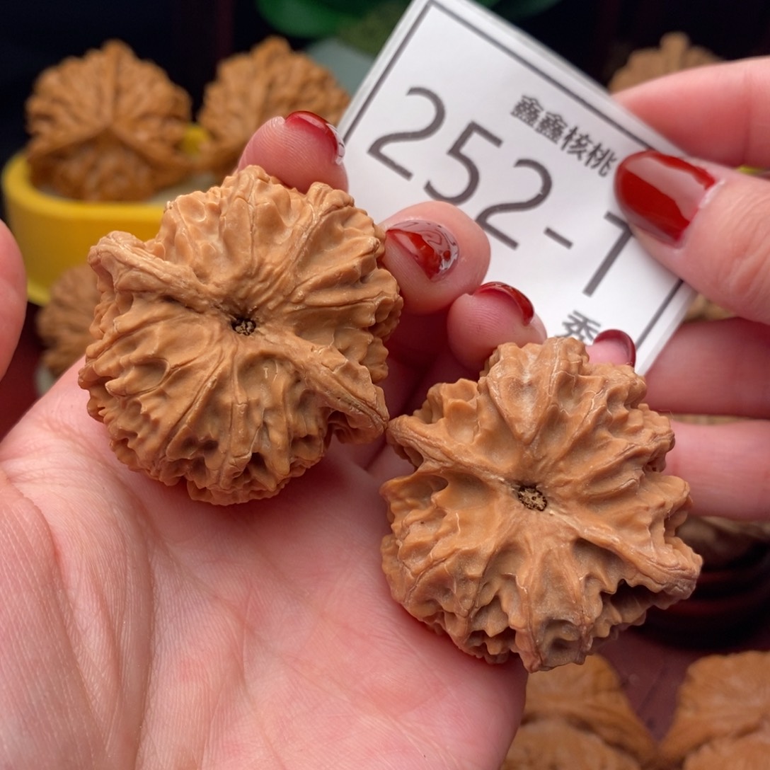 文玩核桃把件苹果园42