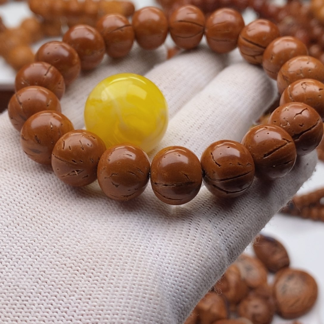 钢****╲桃核纯手工打造工艺品