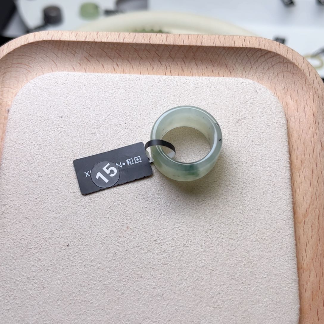 和田玉戒指未镶嵌