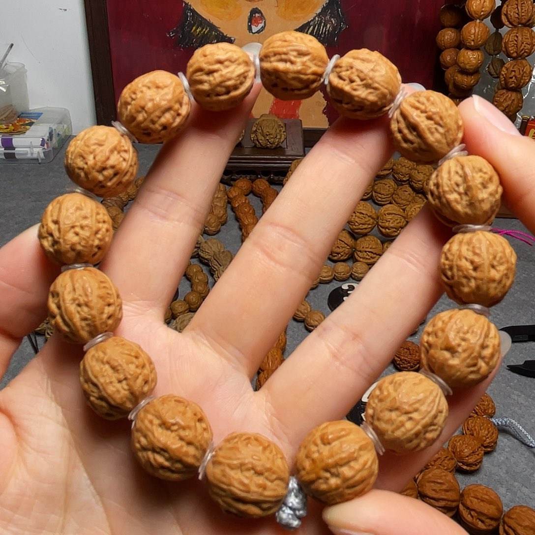 核桃粗筋八棱白茬手持