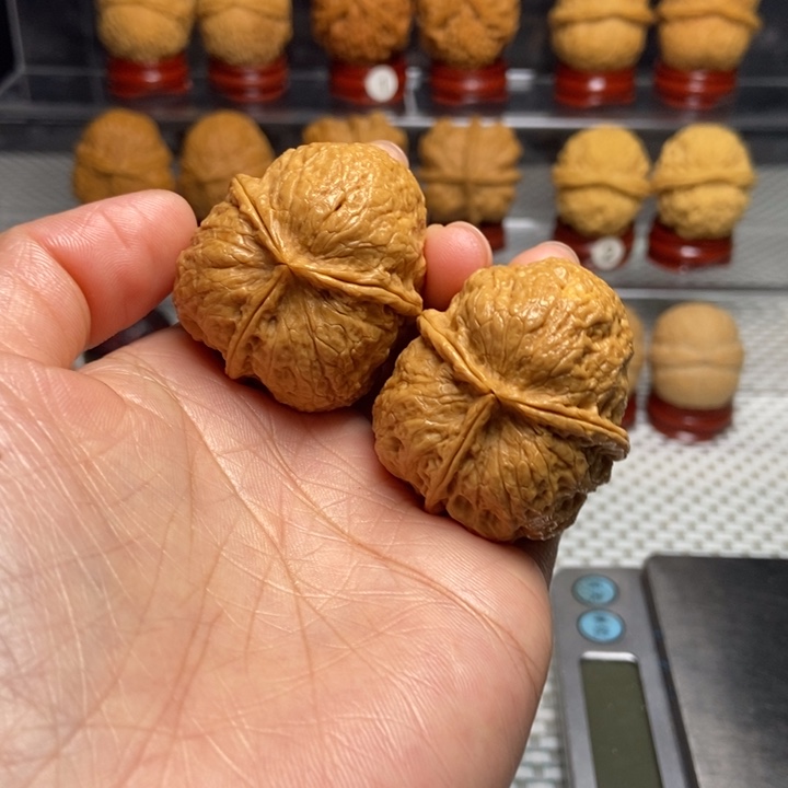 文玩核桃把件21正大三棱