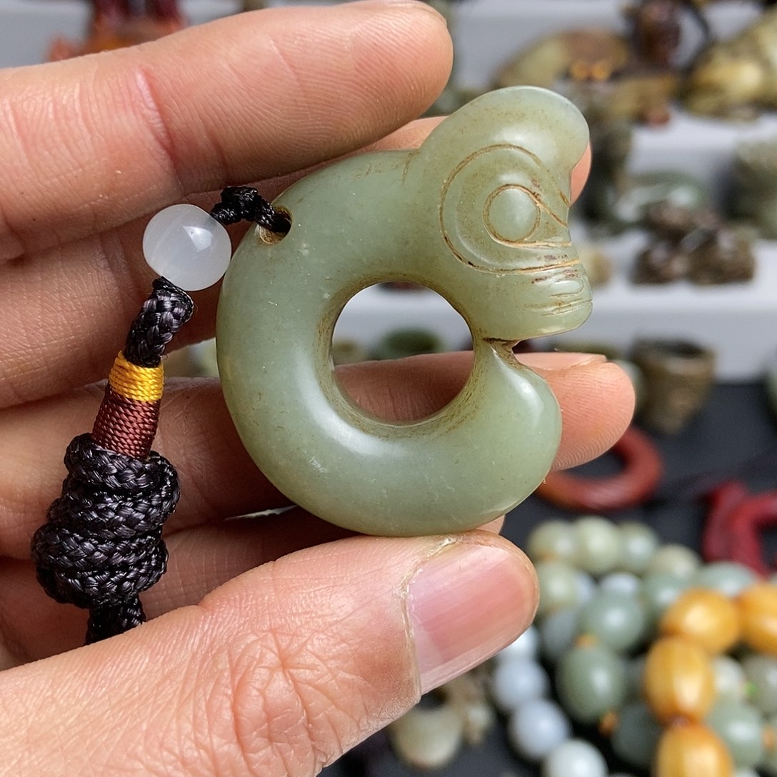 和田玉（糖玉）配饰未镶嵌