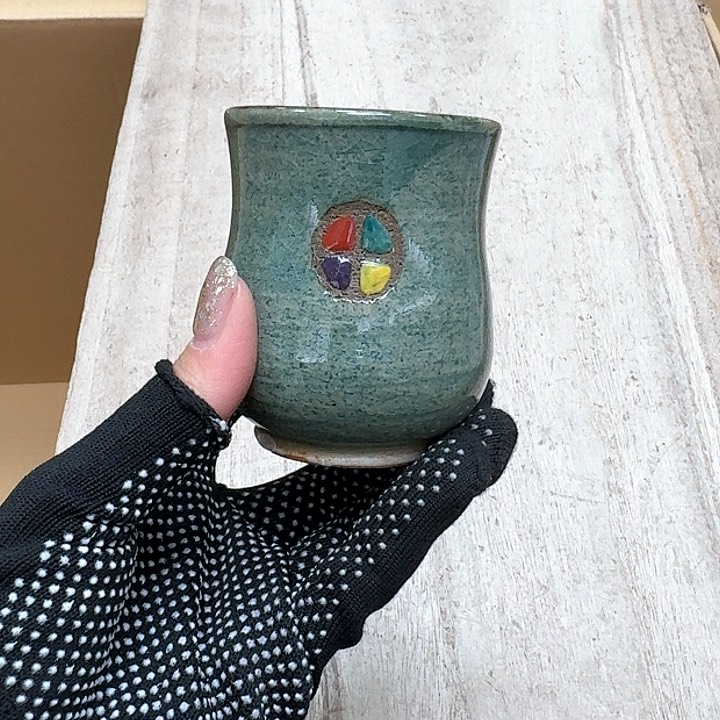 瓷片噗哈哈哈哈哈哈哈哈哈我