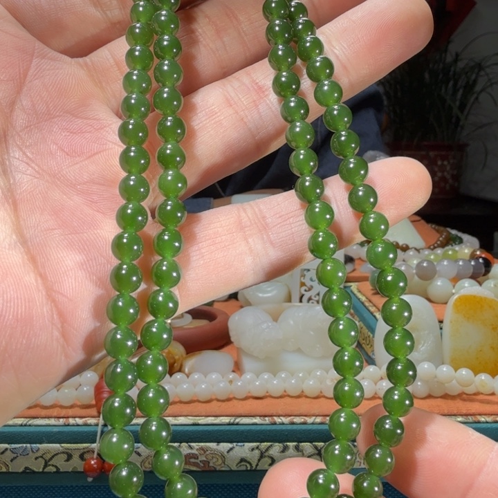 和田玉颈饰未镶嵌