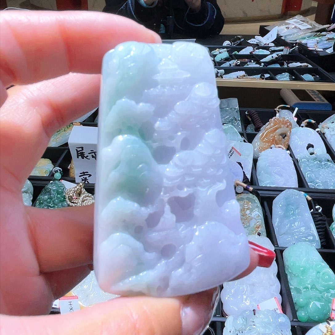 翡翠颈饰未镶嵌一个