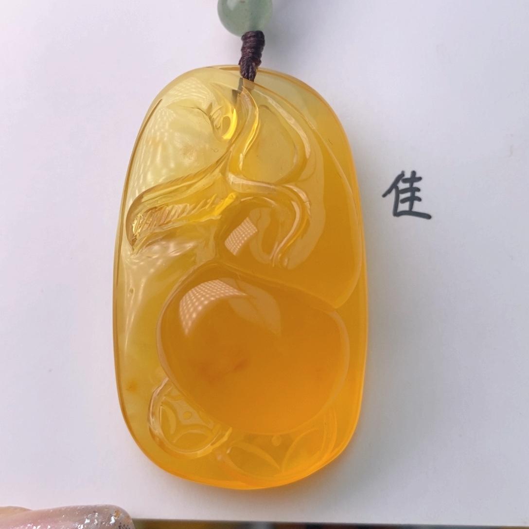 琥珀珠宝奇石未镶嵌