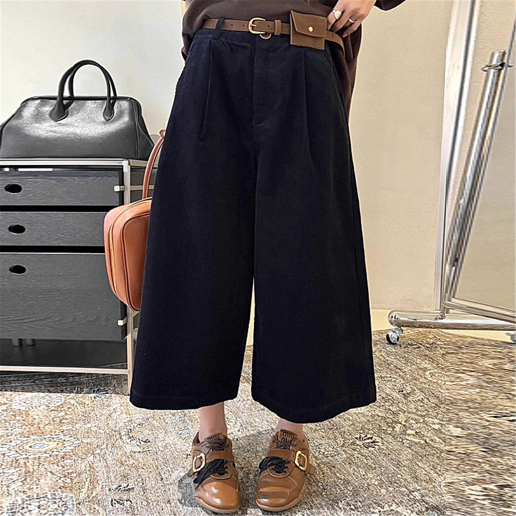 高级欧韩灯芯绒阔腿七分裤女秋冬新款时尚百搭高腰直筒休闲八分裤