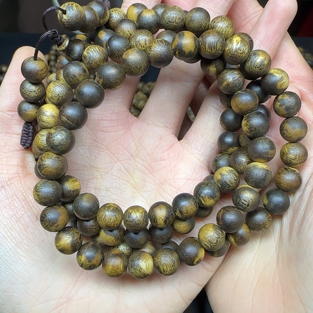 沉香手串+沉水浮0.8圆珠多圈33克加