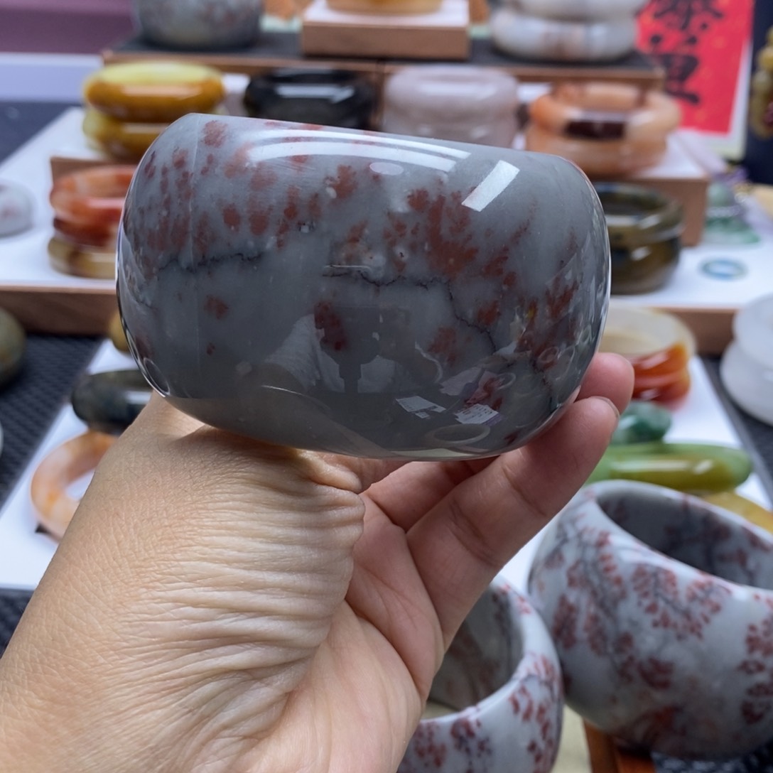 石英质玉手镯未镶嵌?****?