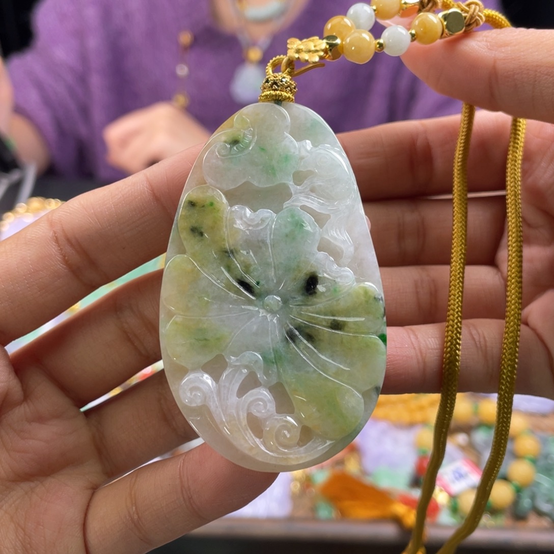 翡翠未镶嵌颈饰代编织