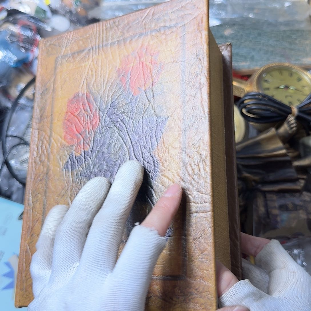 @***顺中古商品，瑕疵品，不保好坏。3888