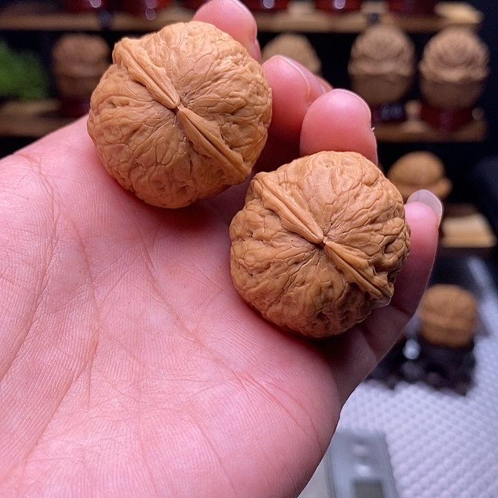 文玩核桃吊坠蛇皮球57