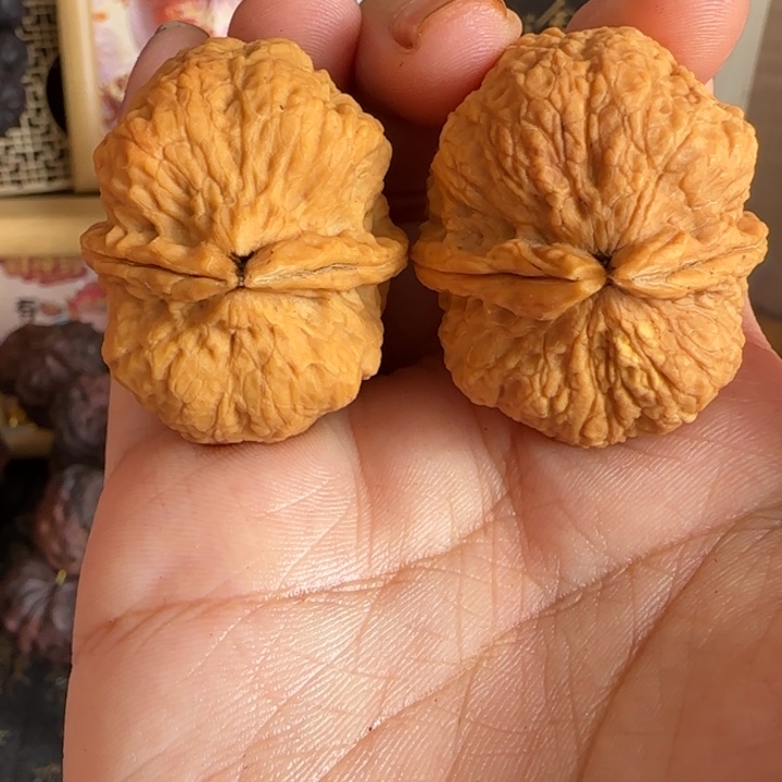 吊坠文玩核桃铁狮子微瑕