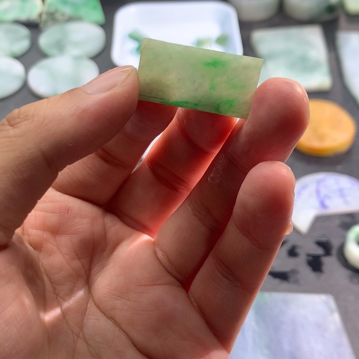 定制翡翠未镶嵌天然翡翠