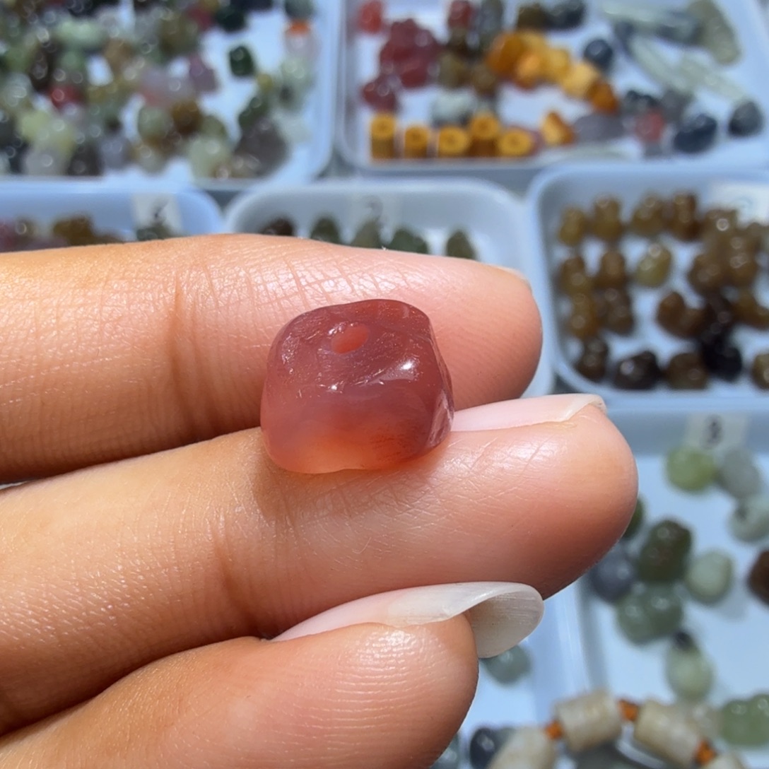 和田玉未镶嵌珠宝奇石