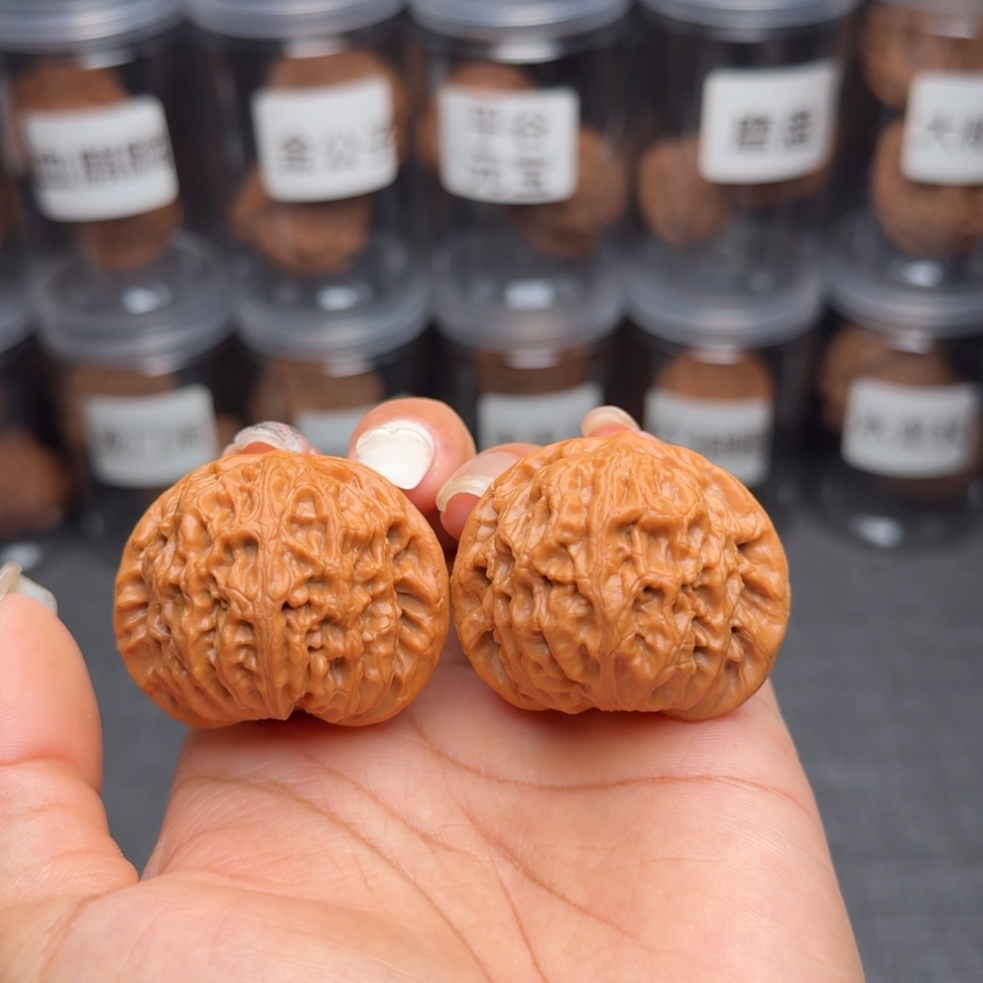 把件文玩核桃龙脉