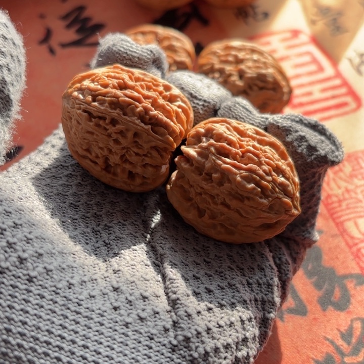 文玩核桃吊坠c*拉丝南疆石