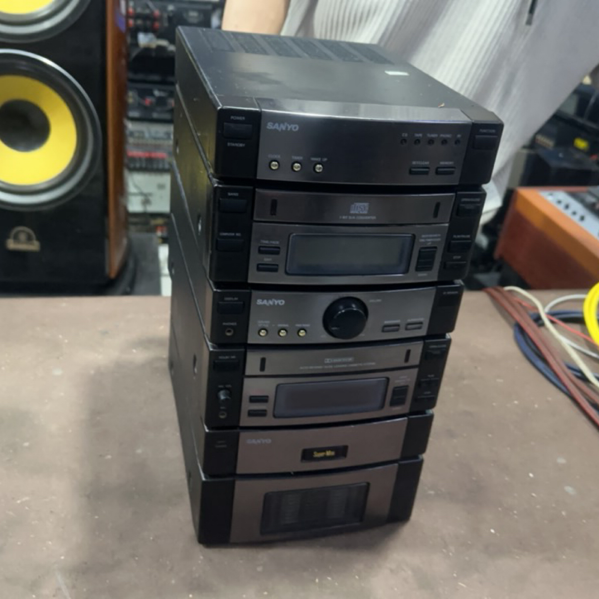 8新  三洋 小组合主机（需要维修）