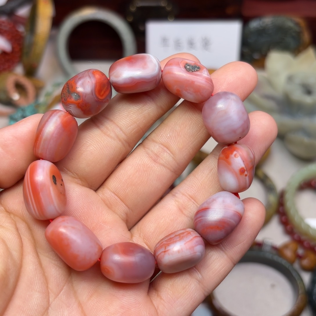 岫岩河磨玉（透闪石质玉）颈饰未镶嵌