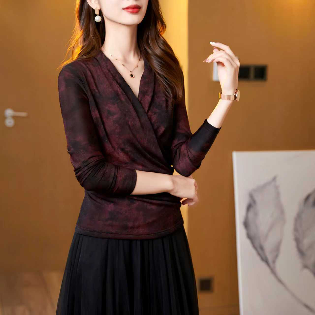 25080秋冬新款气质百搭交叉V领长袖打底衫女装大码上衣小衫T恤