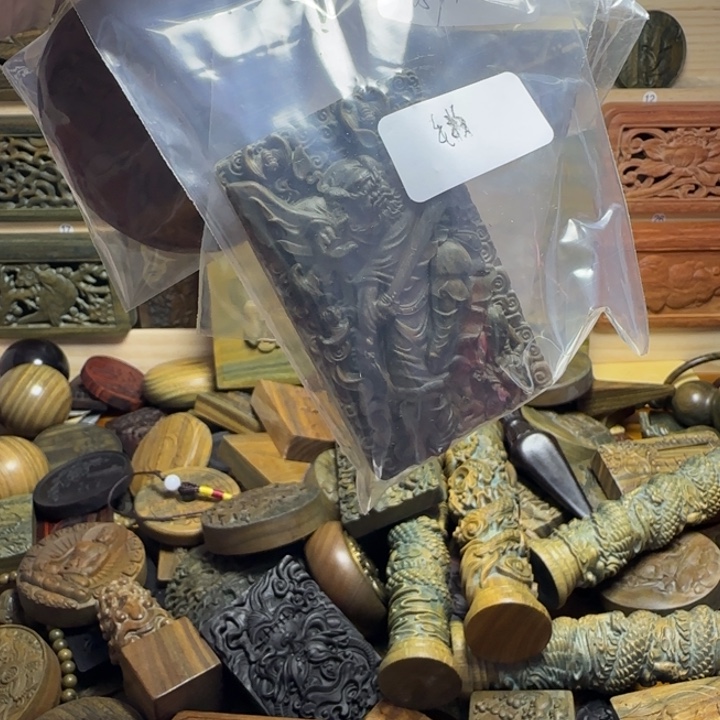 毛***粉香榧木木雕工艺品木雕工艺品