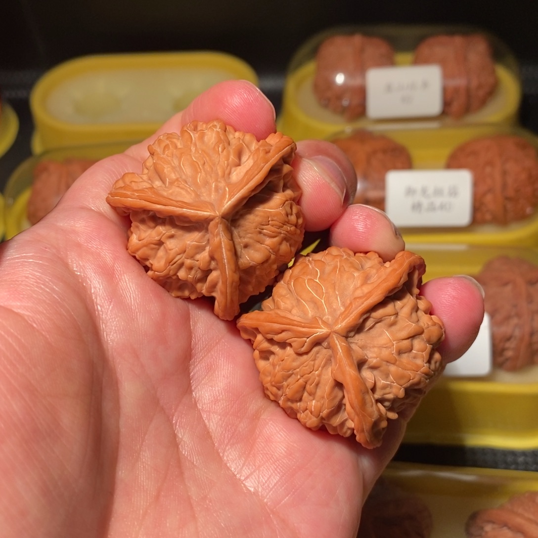 K***d文玩核桃把件40盘山公子帽正球奔精品对