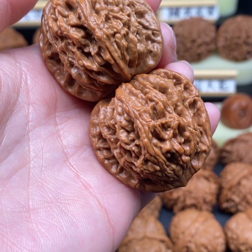 【闪购商品】文玩核桃吊坠虎头40