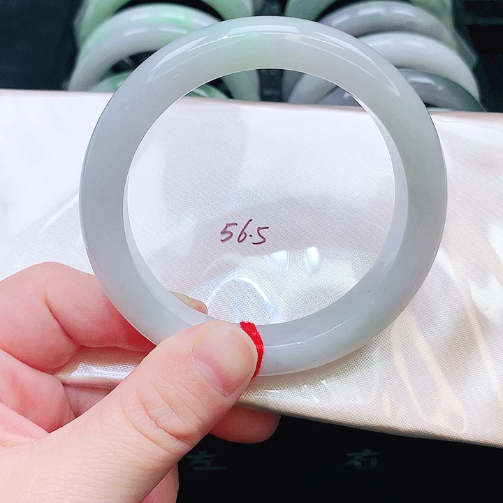 翡翠未镶嵌手镯80