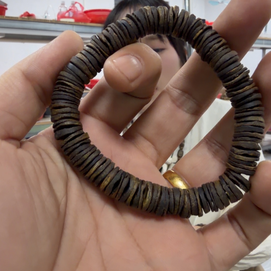 沉香沉香碎屑沉水级片片10mm11克➕