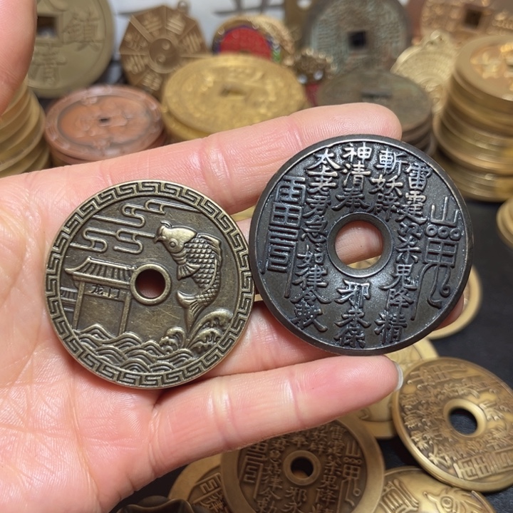 赛***D铜现代工艺文创钱币01