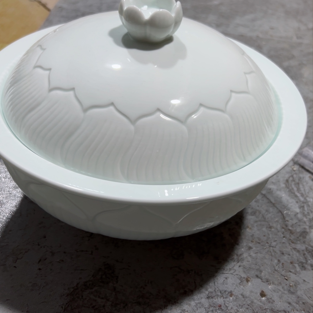 碗10雕刻带盖大汤碗