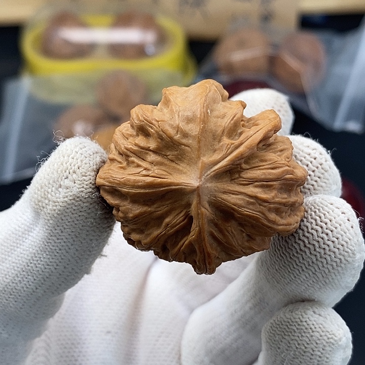 ****～吊坠文玩核桃异形不退不换