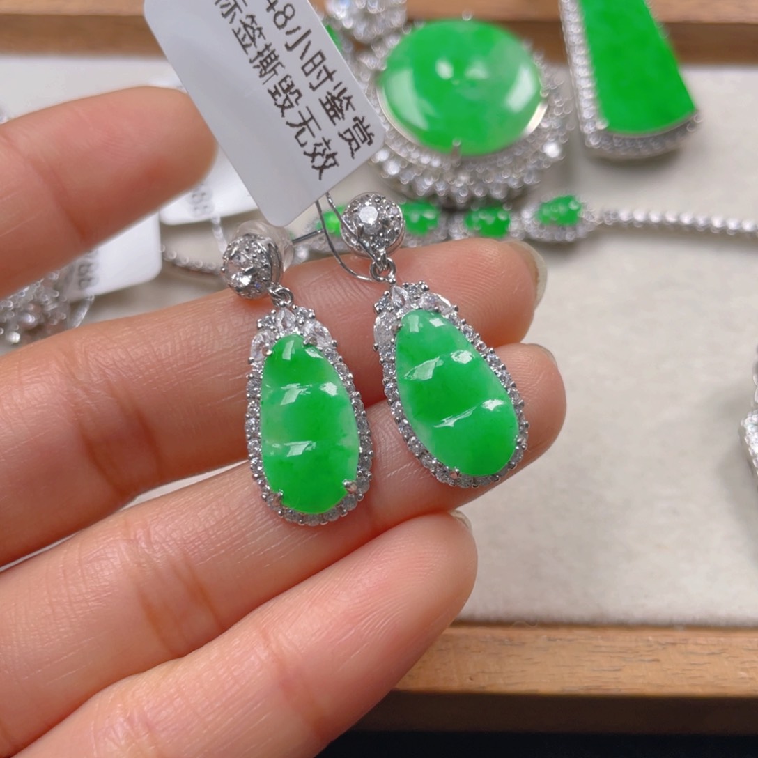翡翠耳饰银S925镶嵌翡翠