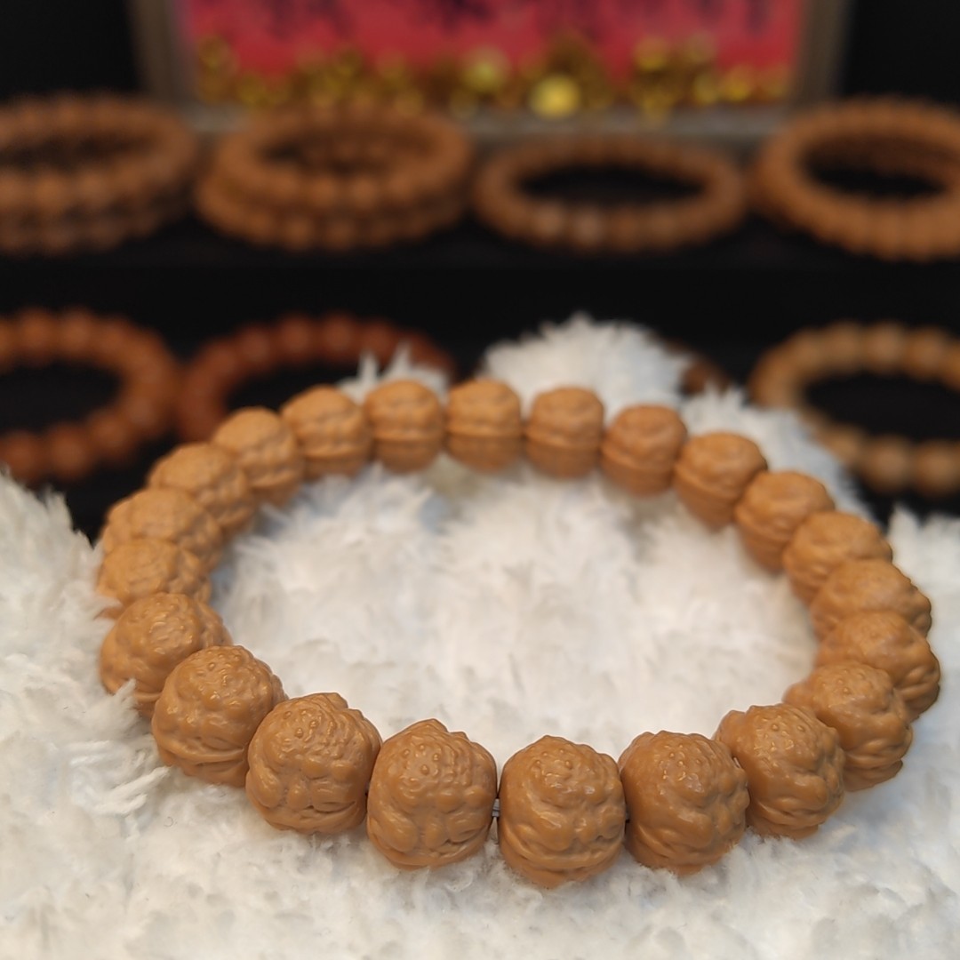 猴头核桃雕刻全品小蝉王