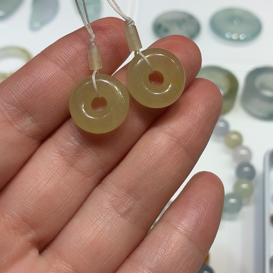翡翠未镶嵌挂件甜甜圈耳环
