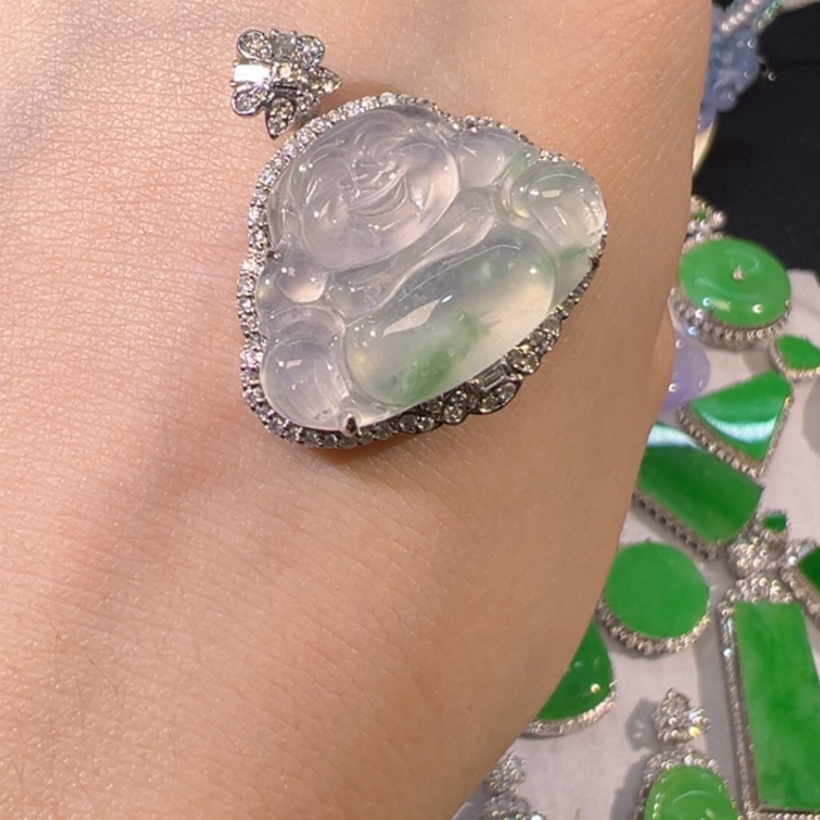 【闪购商品】翡翠颈饰18K金镶嵌缅甸翡翠佛公