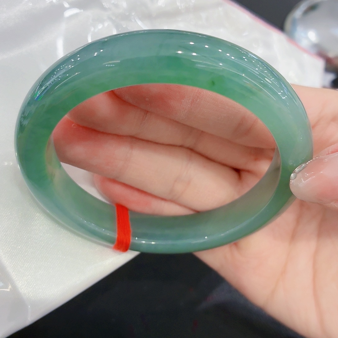 翡翠未镶嵌手镯翡翠60-61圈口（强推）