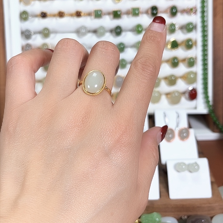 和田玉戒指银S925镀金镶嵌