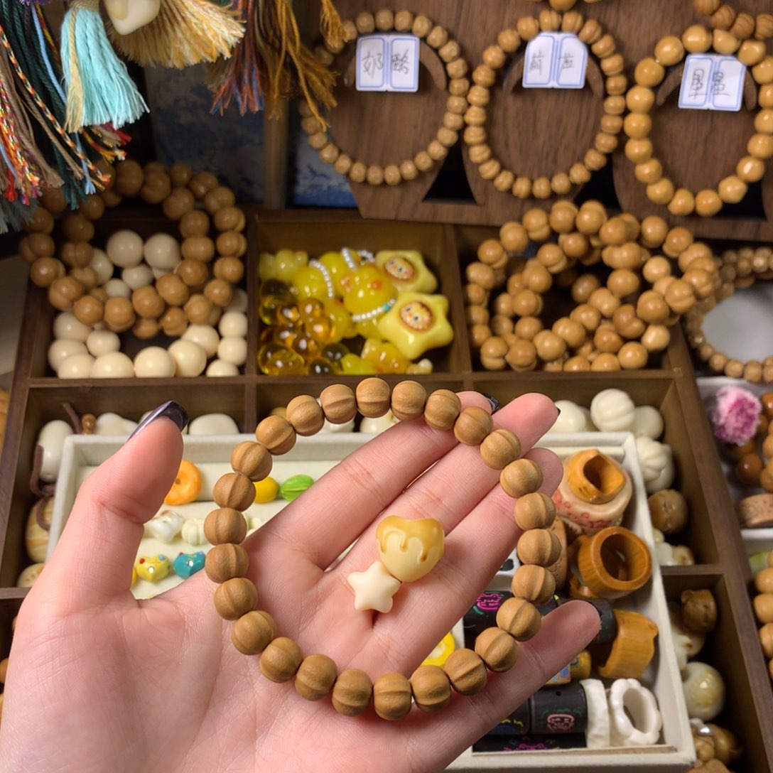 年***糕猴头核桃吊坠鲨鱼背 牙果五角星