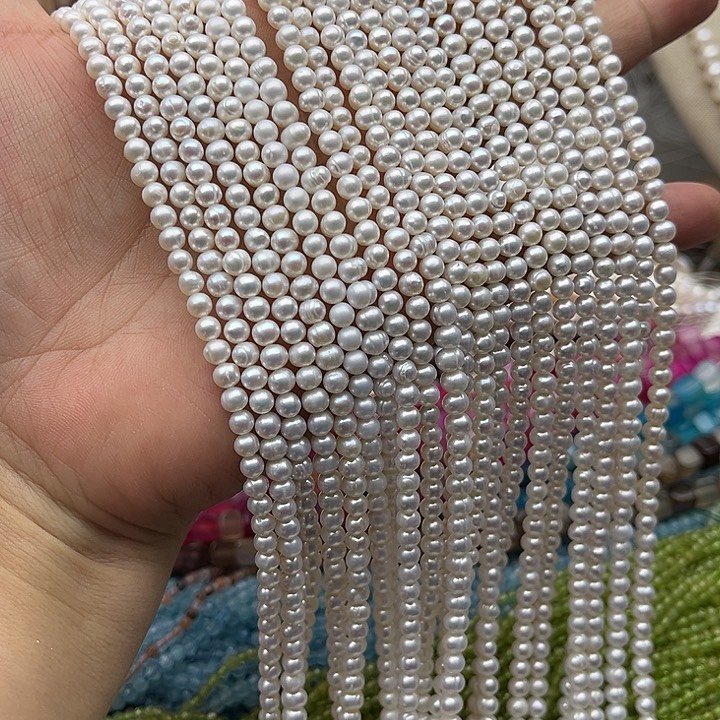 未镶嵌玛瑙/玉髓珠宝半成品一条4mm左右珍珠