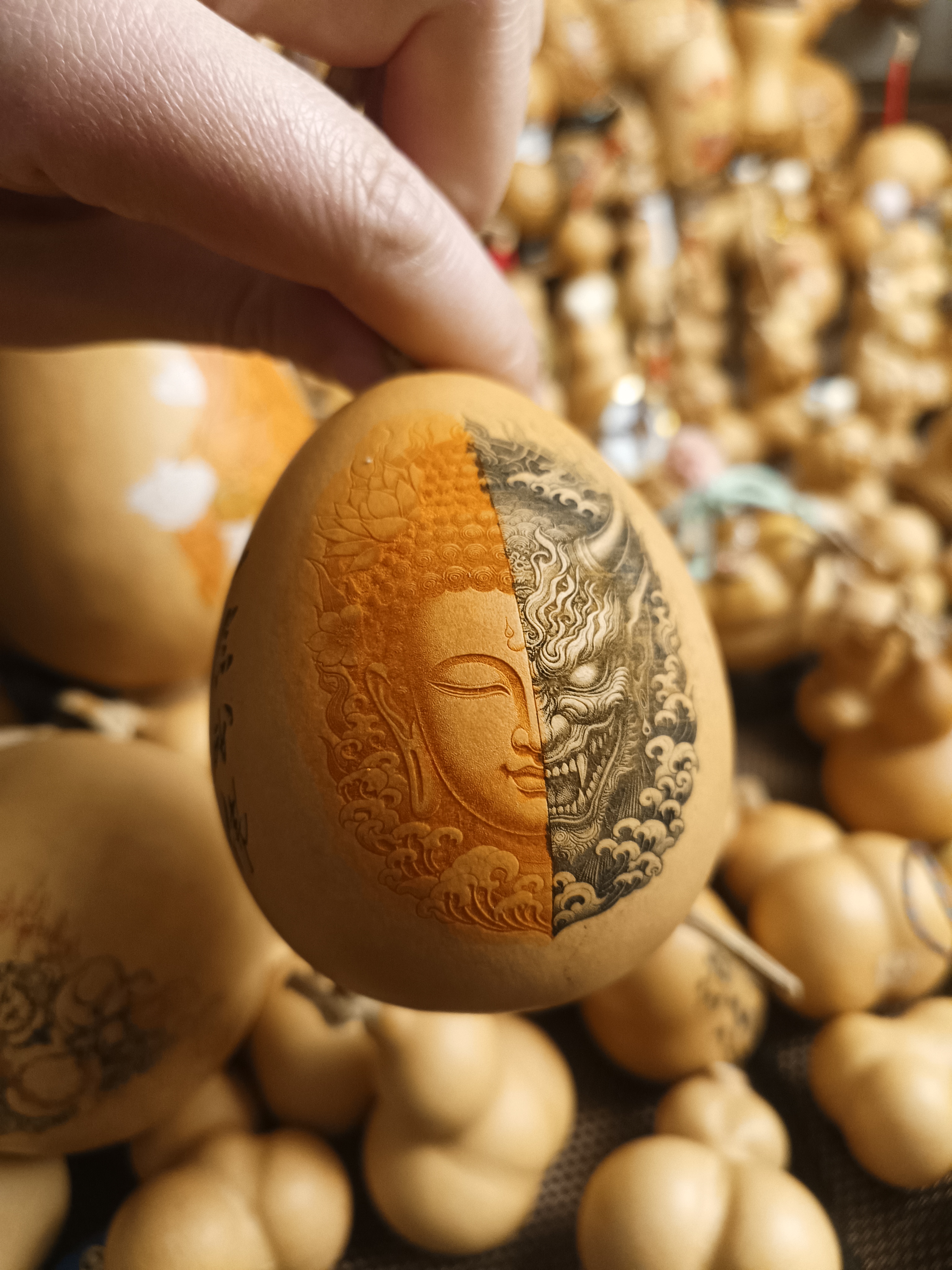 葫芦文玩一面佛一面魔