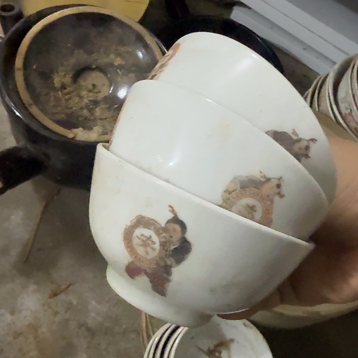 茶盏陶瓷盘子啥都有