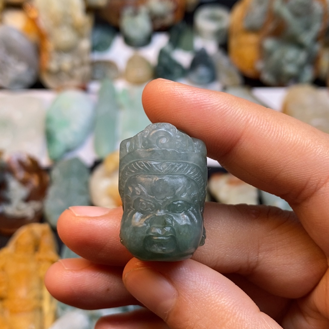 定制翡翠未镶嵌特色24