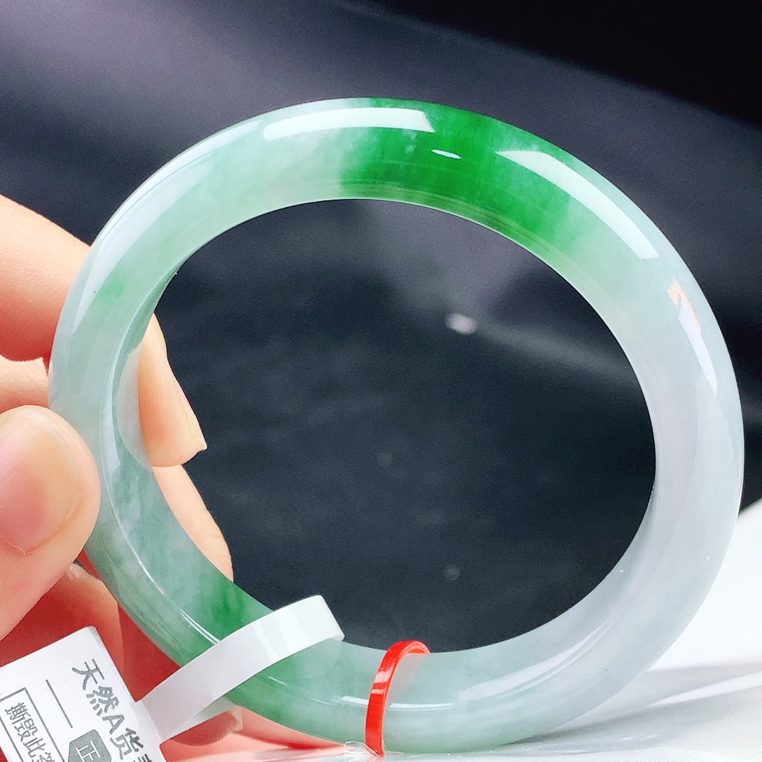 未镶嵌手镯翡翠57圈