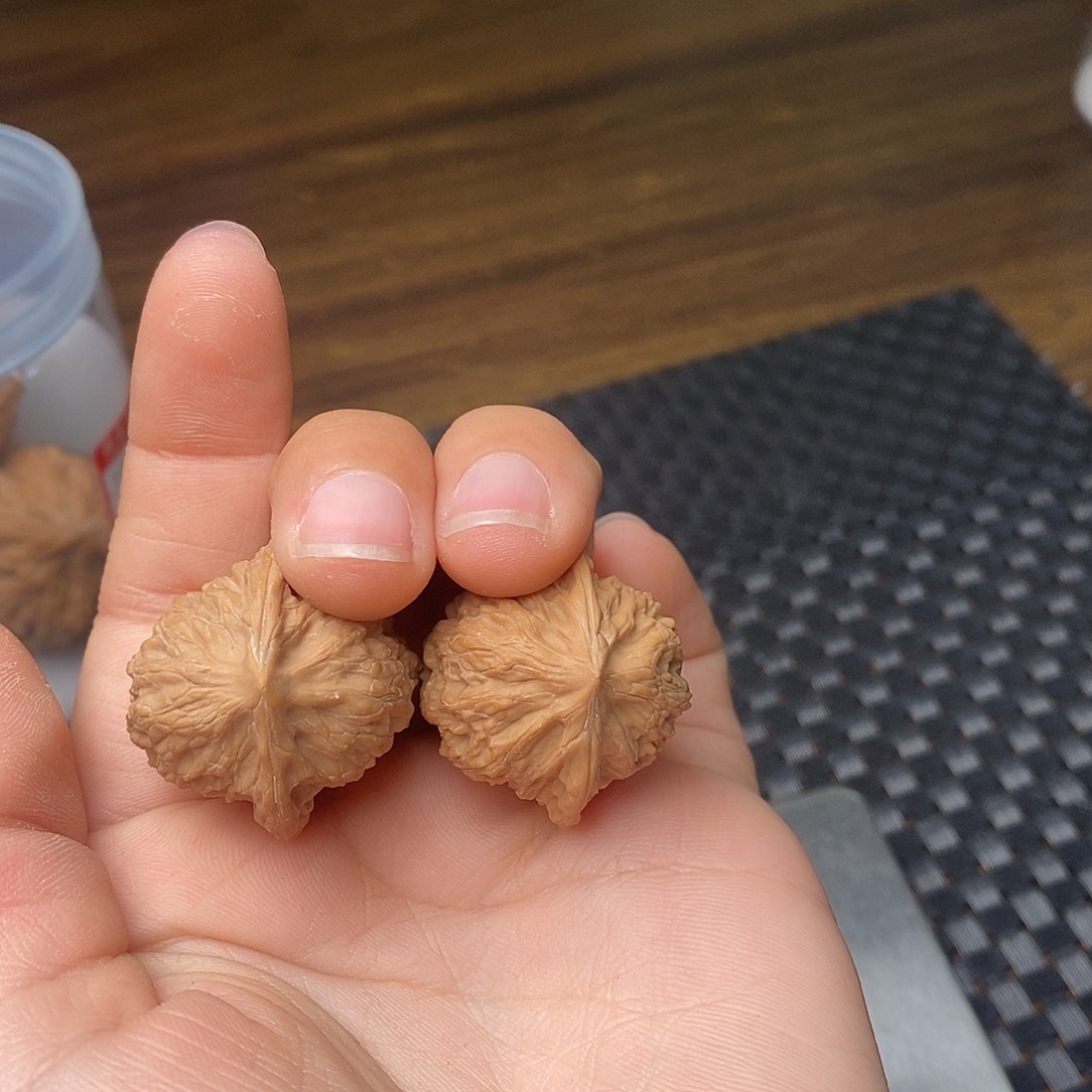 劉***年把件文玩核桃全品崔凯公子帽29