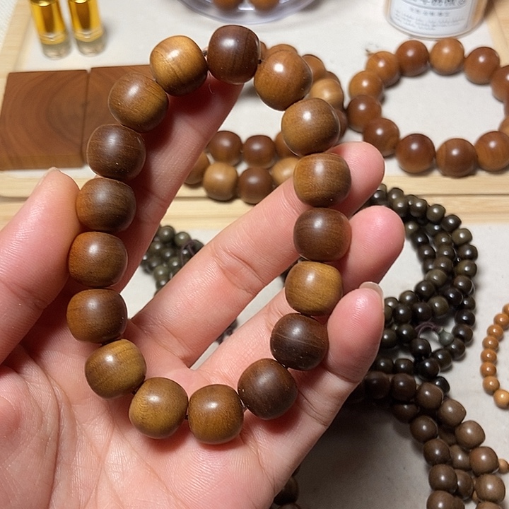 木∽**∽老山檀香横纹黑肉