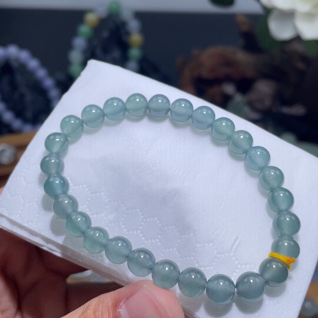 定制翡翠未镶嵌手串危